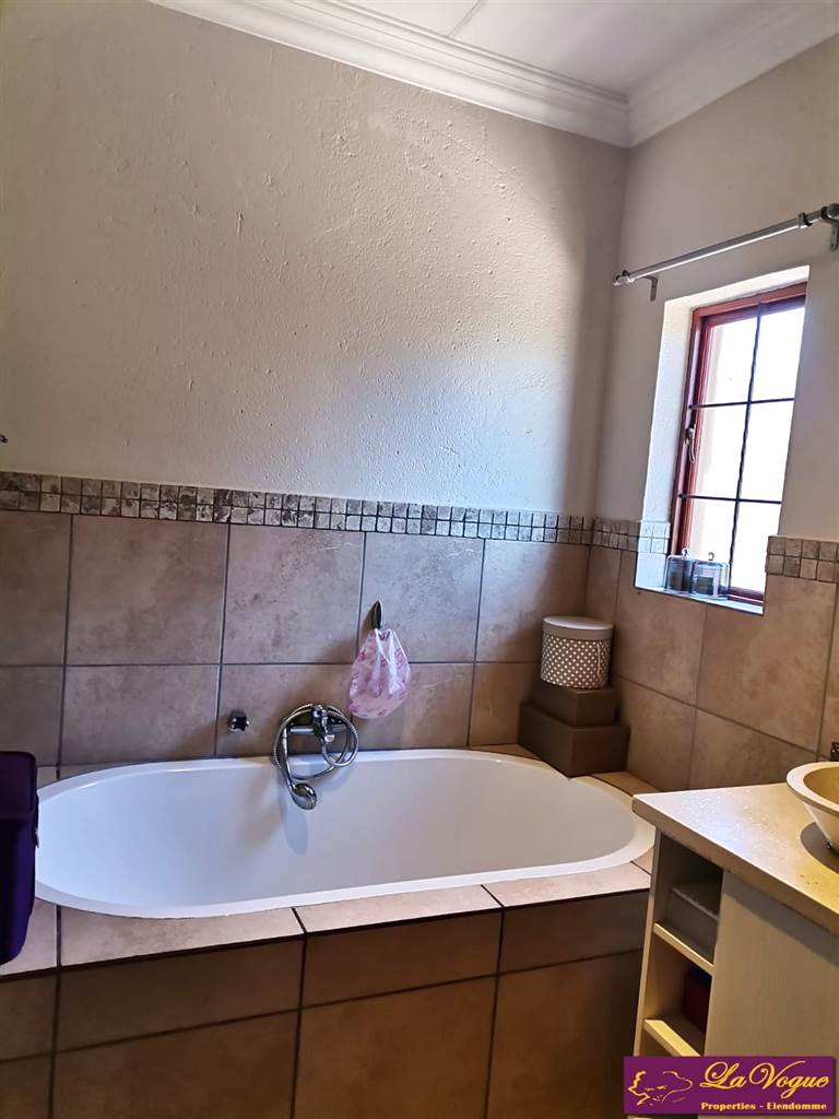 3 Bedroom Property for Sale in Olympus AH Gauteng