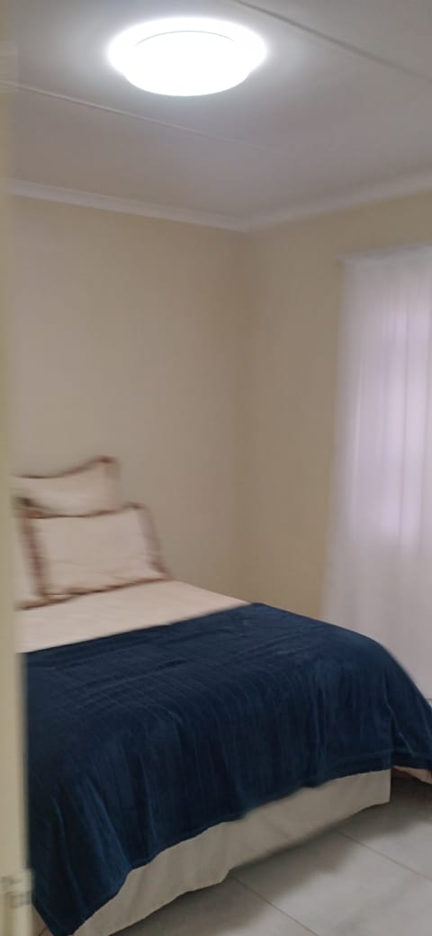 2 Bedroom Property for Sale in Azaadville Gauteng