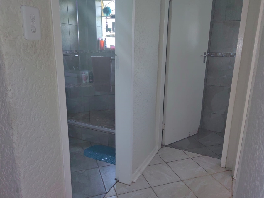 3 Bedroom Property for Sale in Westonaria Gauteng