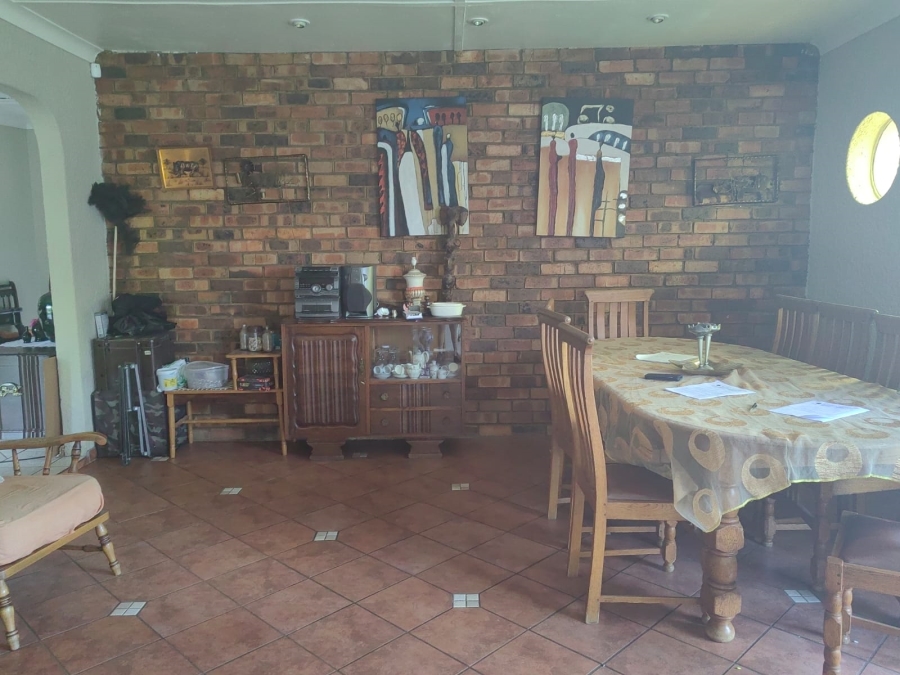 3 Bedroom Property for Sale in Westonaria Gauteng