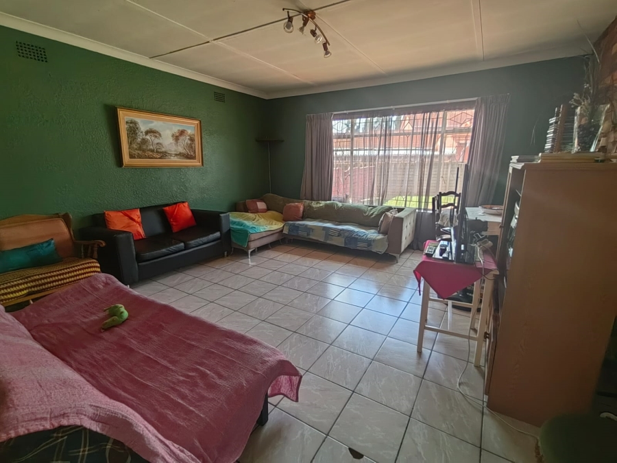 3 Bedroom Property for Sale in Westonaria Gauteng