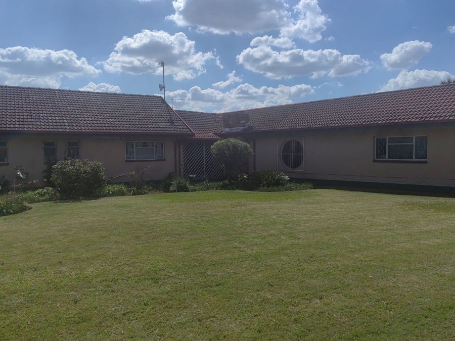 3 Bedroom Property for Sale in Westonaria Gauteng