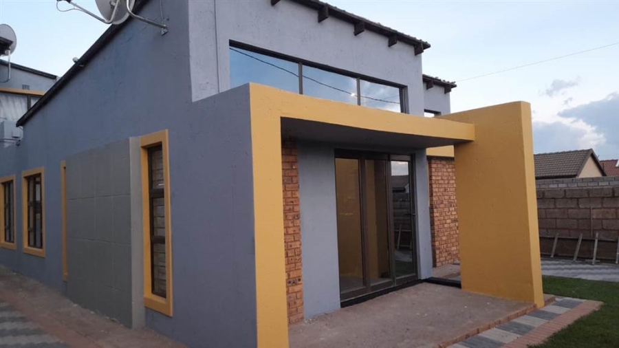 3 Bedroom Property for Sale in Protea Glen Gauteng