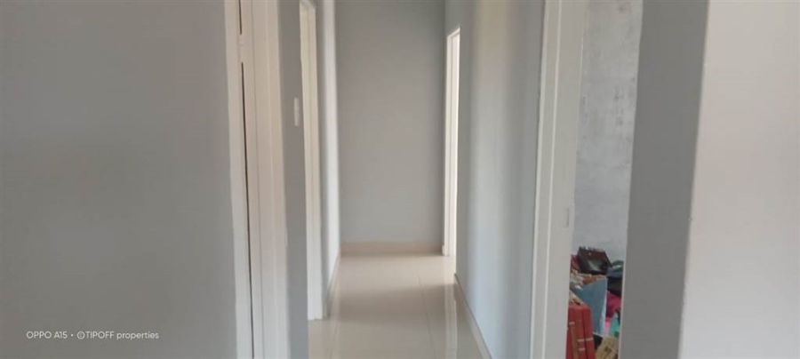 3 Bedroom Property for Sale in Mohlakeng Gauteng