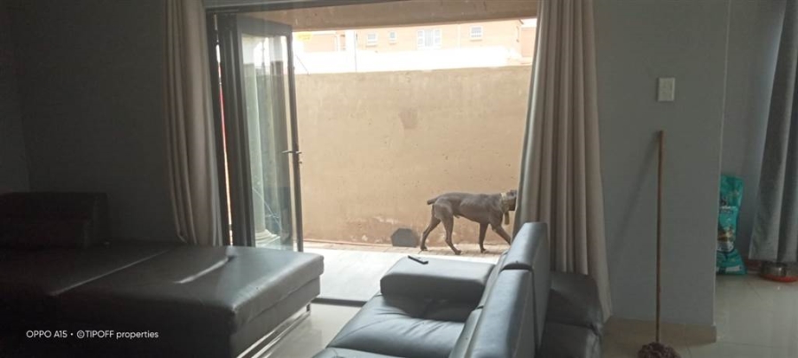 3 Bedroom Property for Sale in Mohlakeng Gauteng