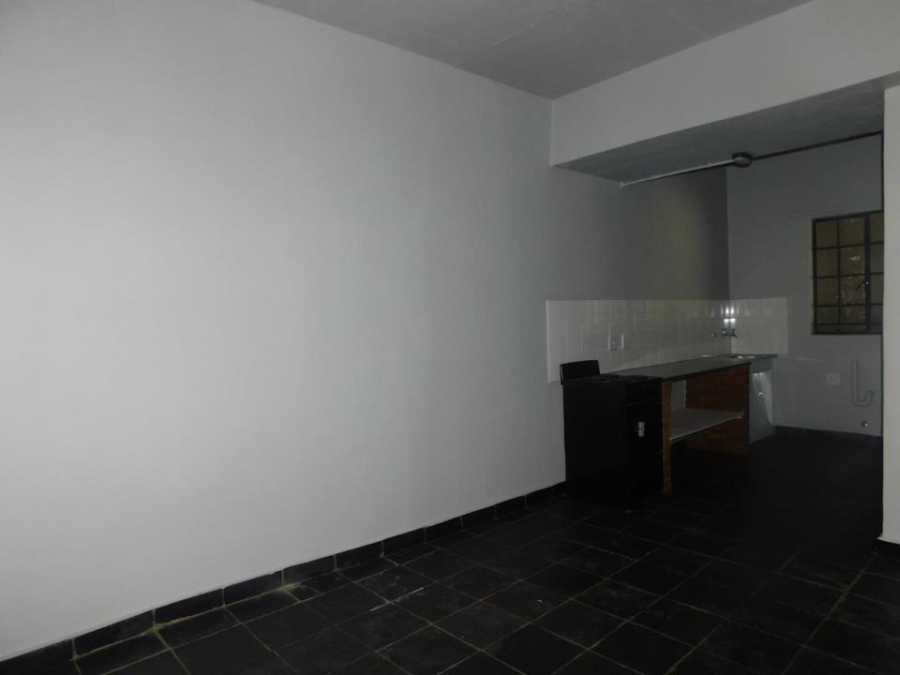 To Let 1 Bedroom Property for Rent in Springs Central Gauteng