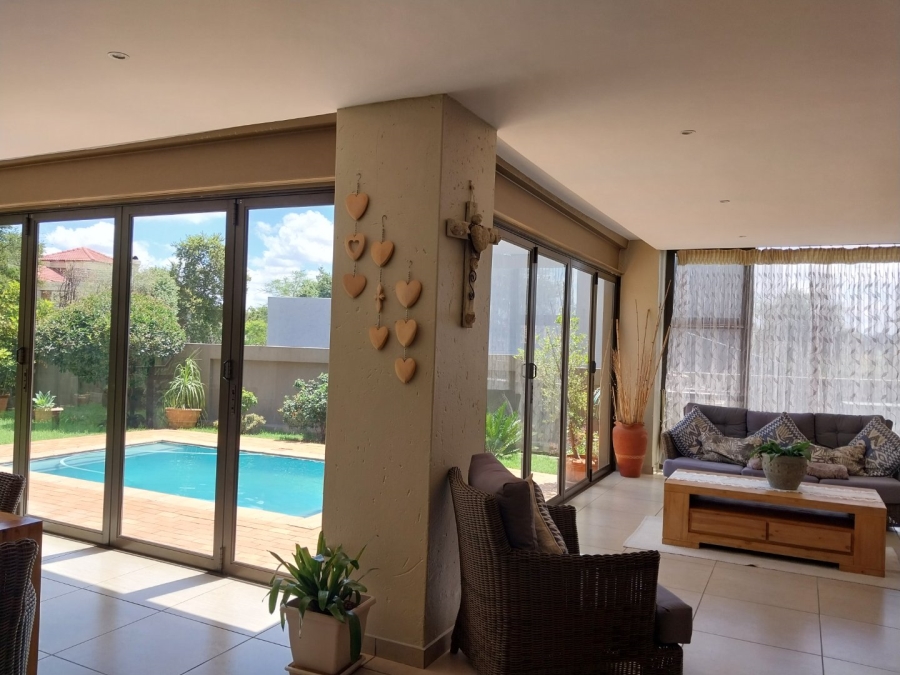 3 Bedroom Property for Sale in Bushwillow Park Estate Gauteng