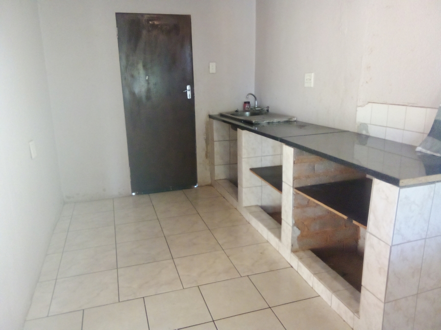 To Let 2 Bedroom Property for Rent in Lawley Gauteng