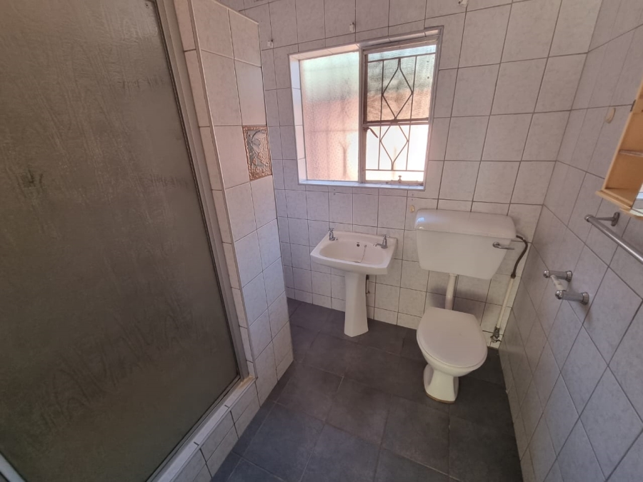 3 Bedroom Property for Sale in Helikonpark Gauteng