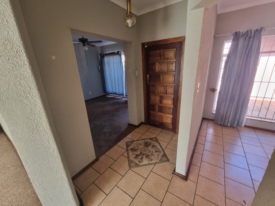 3 Bedroom Property for Sale in Helikonpark Gauteng