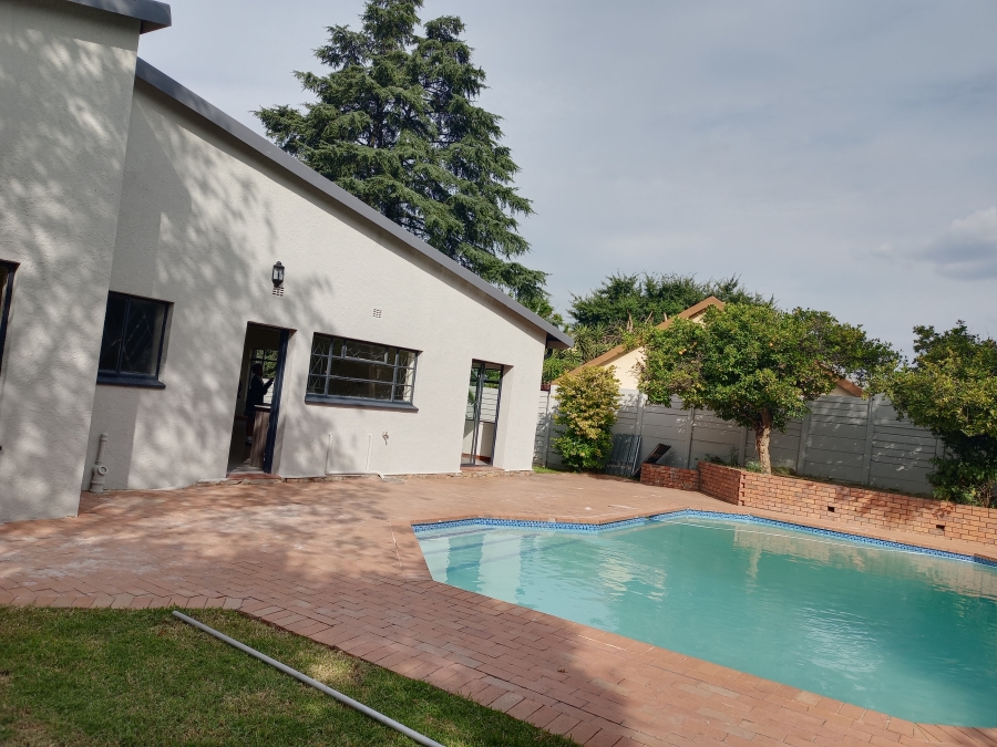 4 Bedroom Property for Sale in Blairgowrie Gauteng