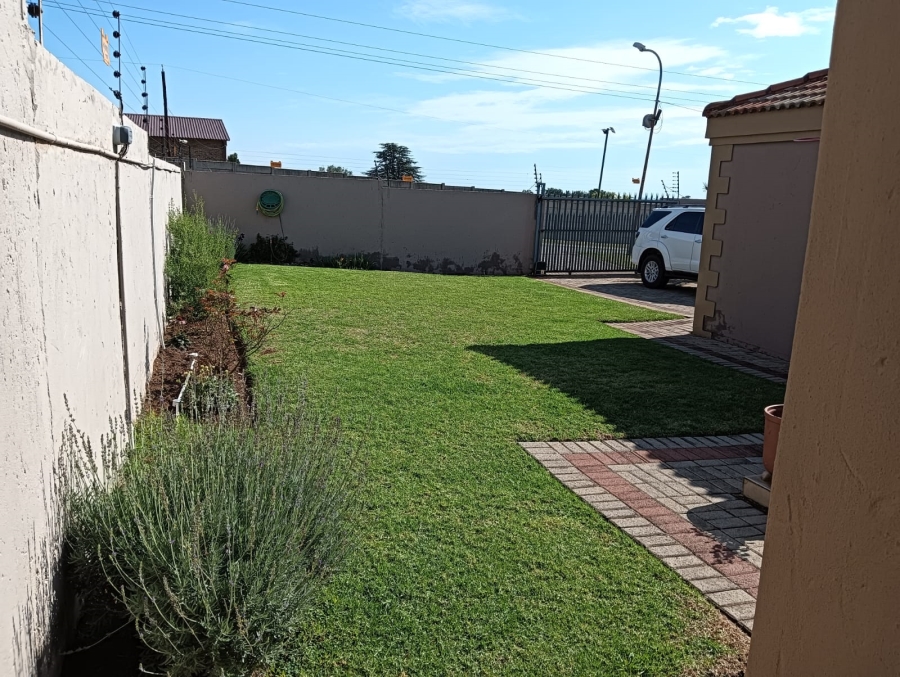 3 Bedroom Property for Sale in Greenhills Gauteng