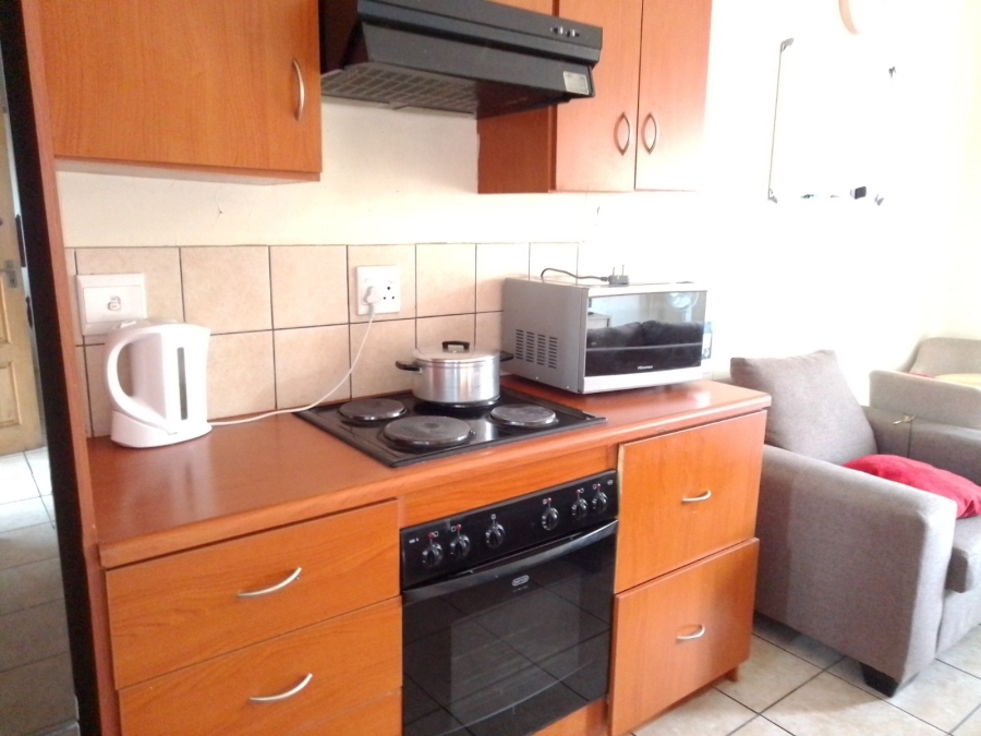 1 Bedroom Property for Sale in Sunnyside Gauteng
