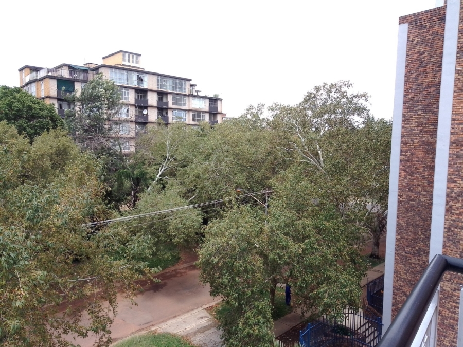 1 Bedroom Property for Sale in Sunnyside Gauteng