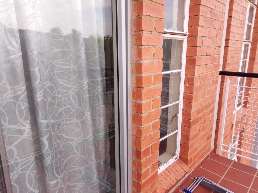 1 Bedroom Property for Sale in Sunnyside Gauteng