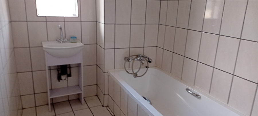 To Let 3 Bedroom Property for Rent in Muckleneuk Gauteng