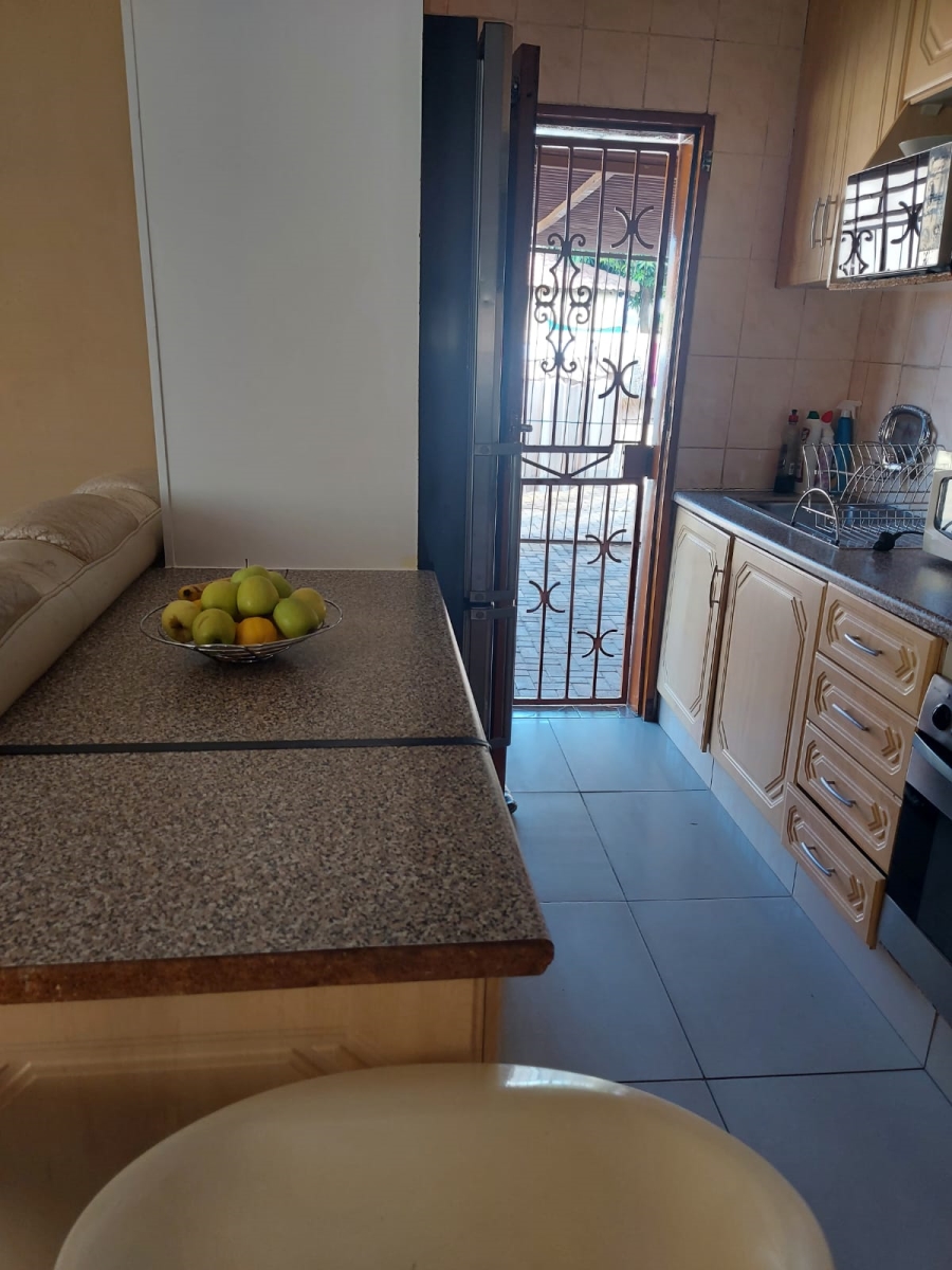 2 Bedroom Property for Sale in Mabopane Gauteng