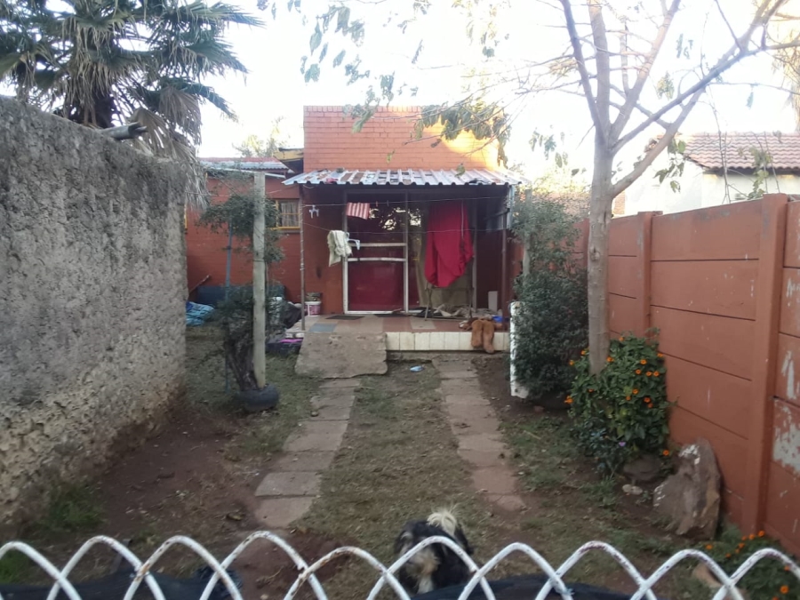 3 Bedroom Property for Sale in Greenhills Gauteng