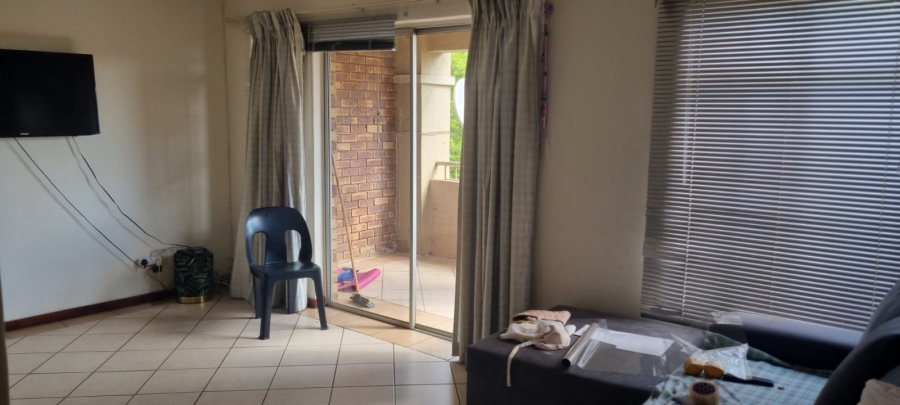 To Let 2 Bedroom Property for Rent in Monavoni Gauteng