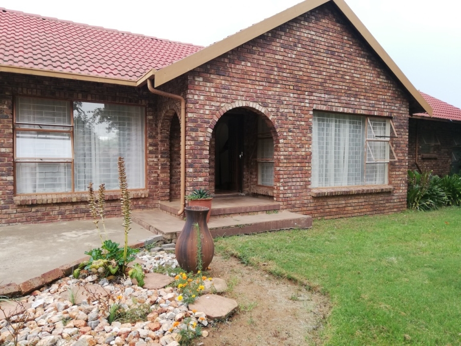 4 Bedroom Property for Sale in Bergsig Gauteng