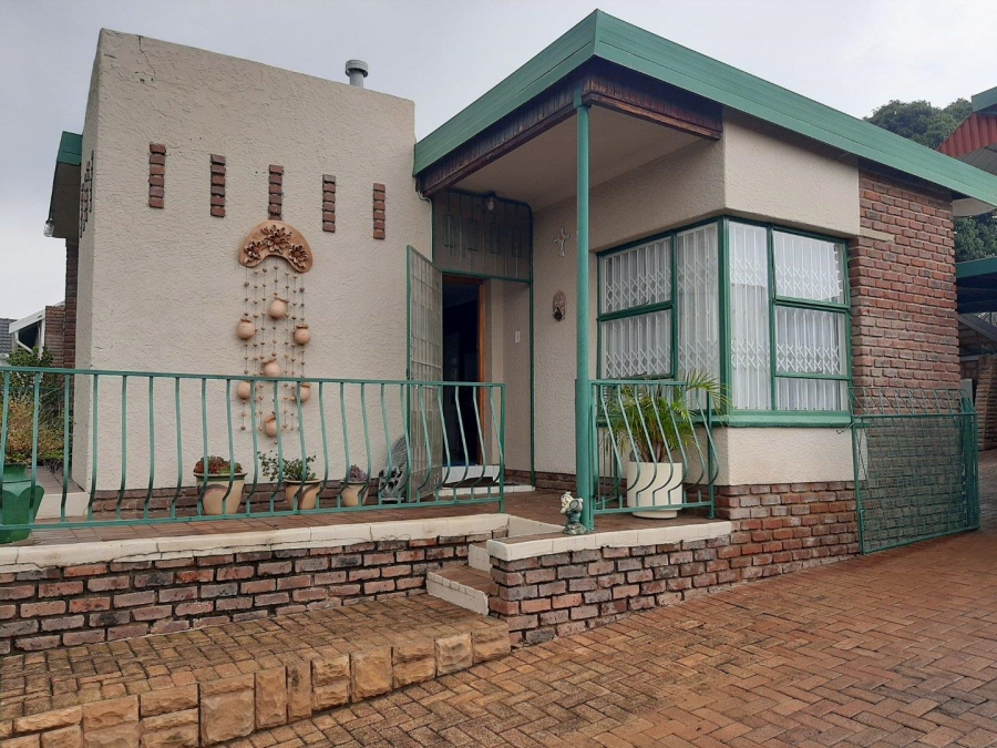 3 Bedroom Property for Sale in Wilro Park Gauteng