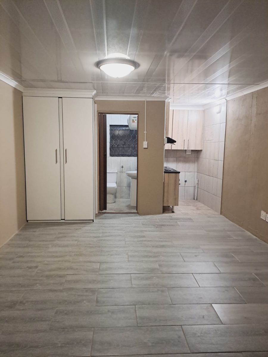 Room for rent in Norkem Park Gauteng. Listed by PropertyCentral