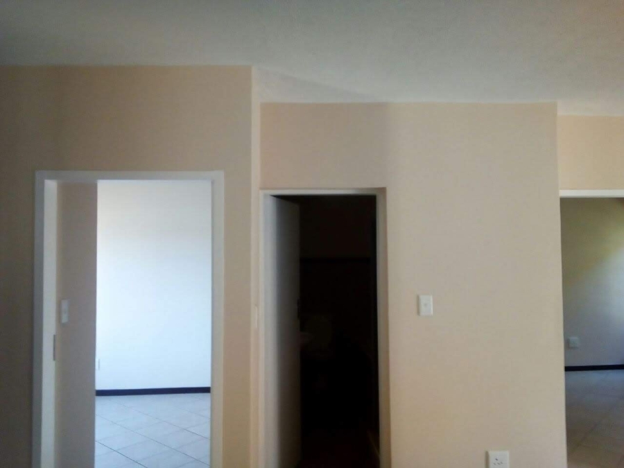 To Let 2 Bedroom Property for Rent in Akasia Gauteng