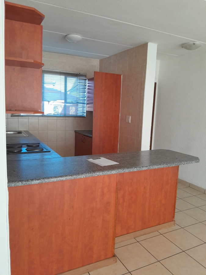 2 Bedroom Property for Sale in Risana Gauteng