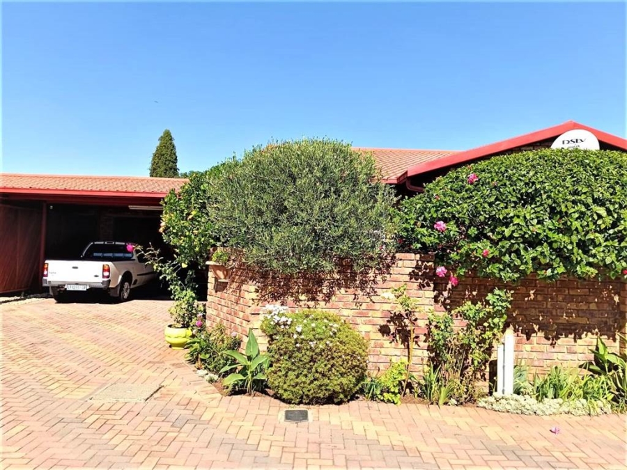 3 Bedroom Property for Sale in Edleen Gauteng