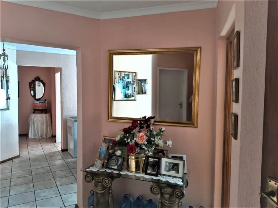 3 Bedroom Property for Sale in Edleen Gauteng