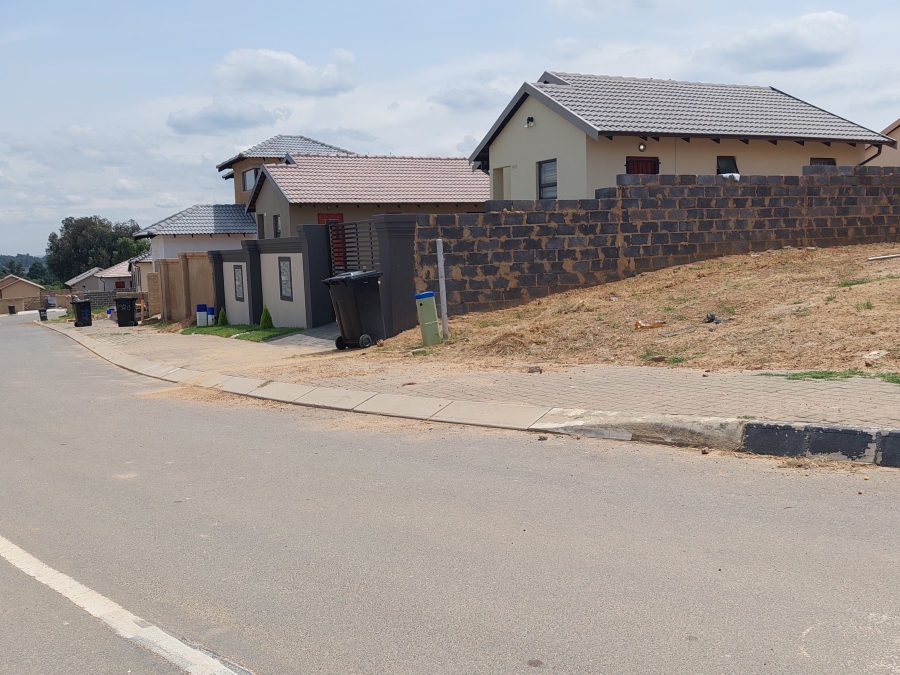 3 Bedroom Property for Sale in Cosmo City R 965 000. 04 Jun 2023