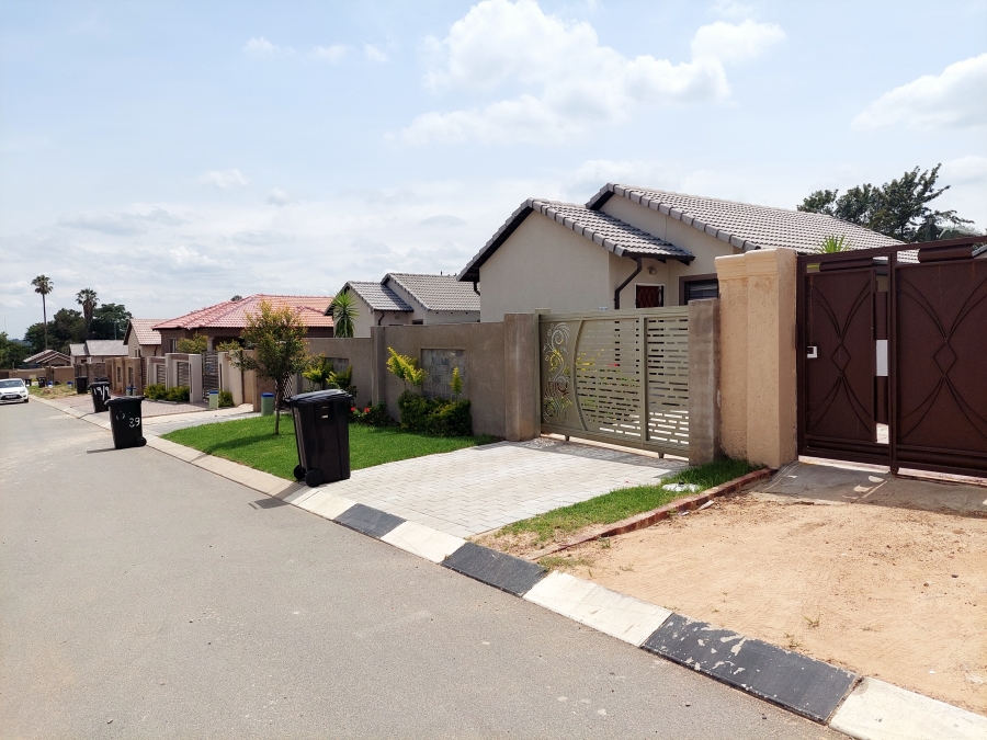 3 Bedroom Property for Sale in Fourways Gauteng