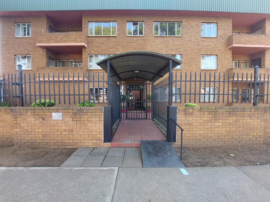 To Let 1 Bedroom Property for Rent in Pretoria North Gauteng