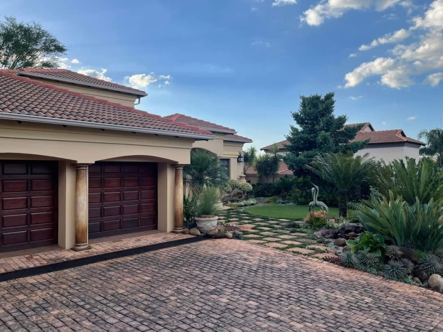 4 Bedroom Property for Sale in Magalieskruin Gauteng