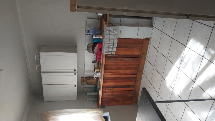To Let 1 Bedroom Property for Rent in Greymont Gauteng