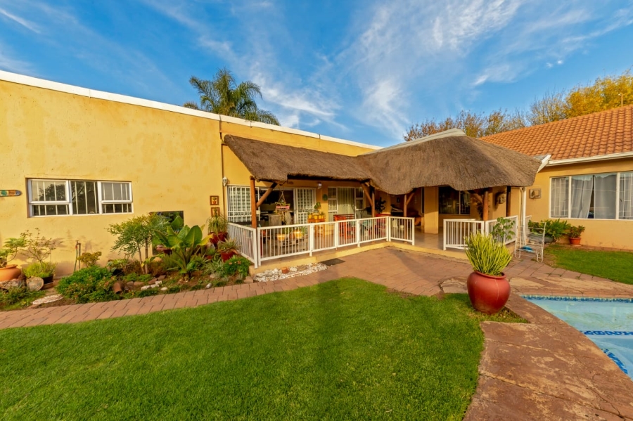 7 Bedroom Property for Sale in Dan Pienaarville Gauteng