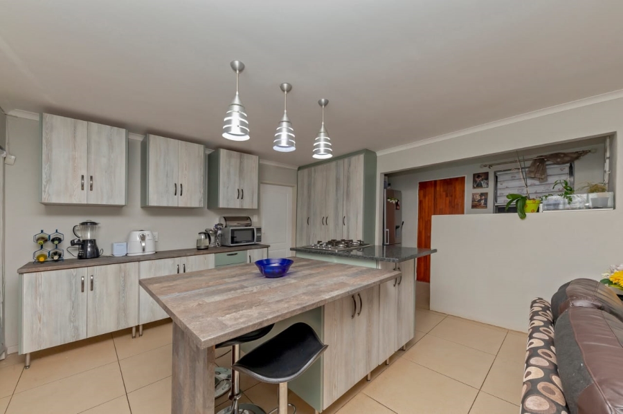 7 Bedroom Property for Sale in Dan Pienaarville Gauteng