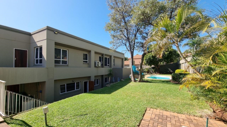 4 Bedroom Property for Sale in Magalieskruin Gauteng