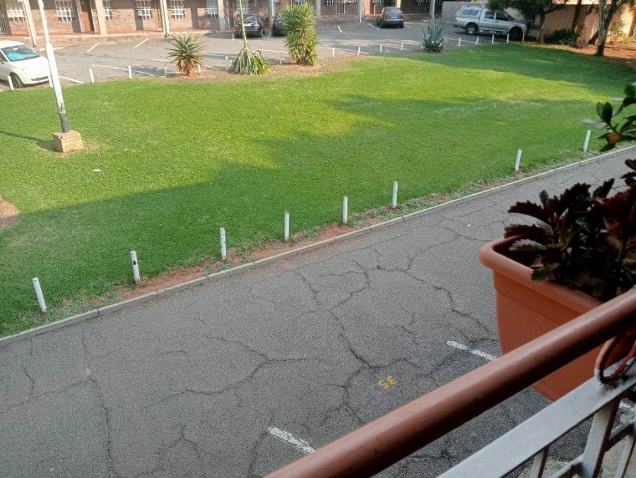 To Let 1 Bedroom Property for Rent in Albertville Gauteng