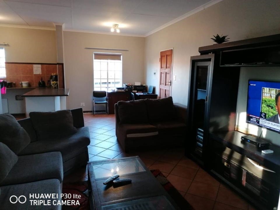 2 Bedroom Property for Sale in Equestria Gauteng