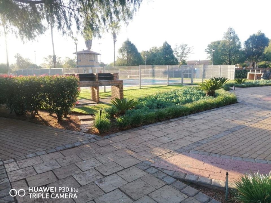 2 Bedroom Property for Sale in Equestria Gauteng