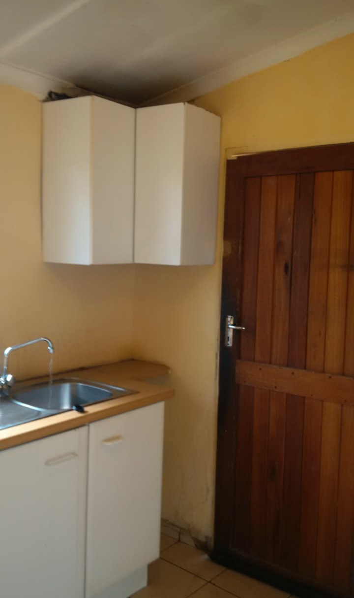 To Let 2 Bedroom Property for Rent in Mapetla Gauteng