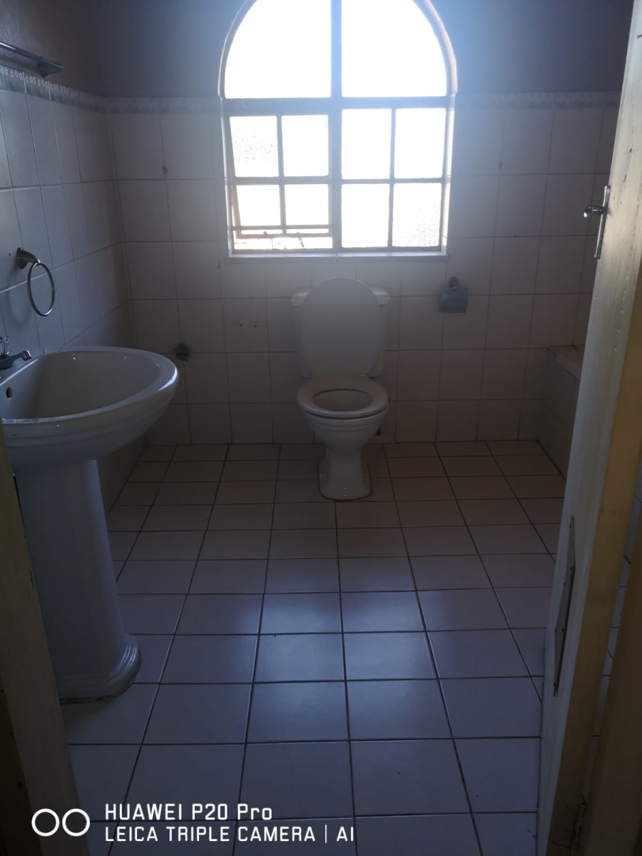 To Let 1 Bedroom Property for Rent in Dalpark Gauteng