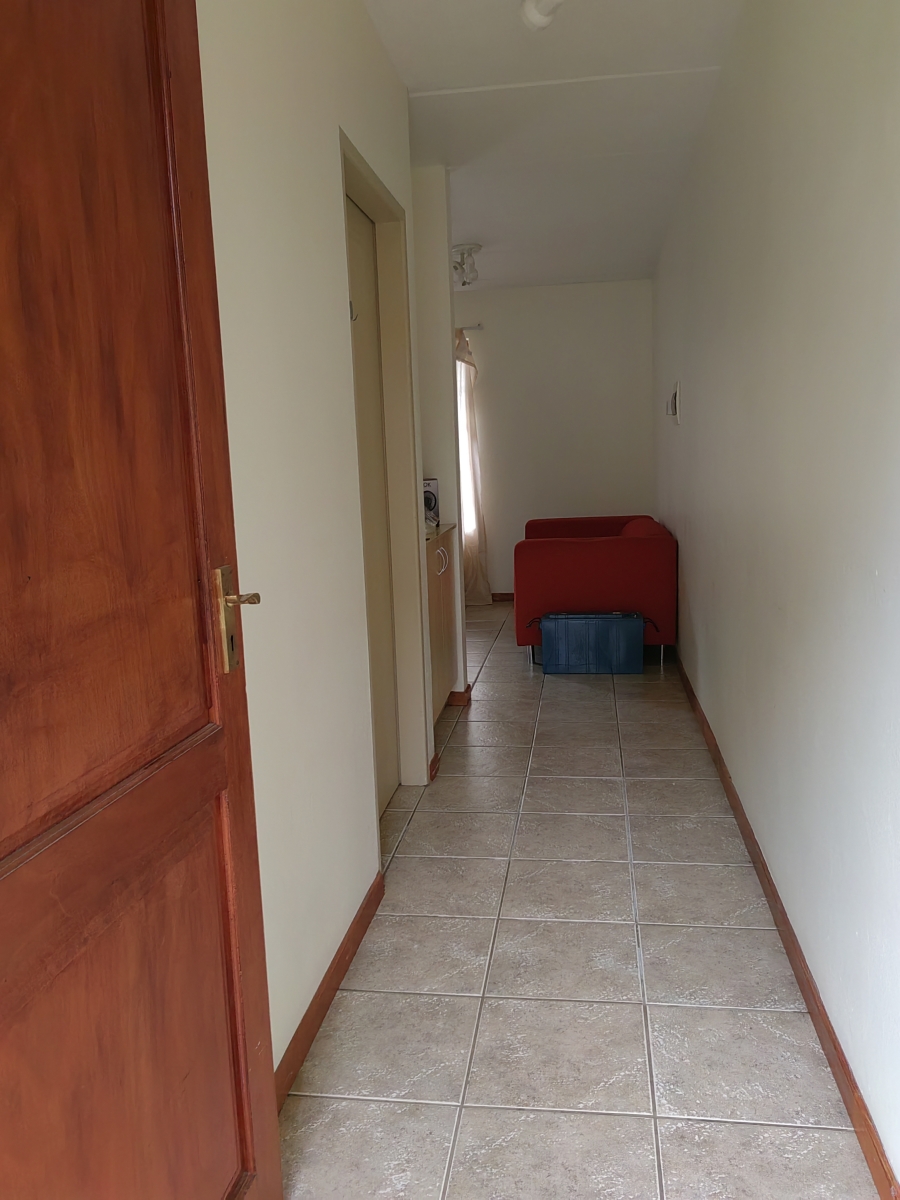 To Let 1 Bedroom Property for Rent in Montana Park Gauteng