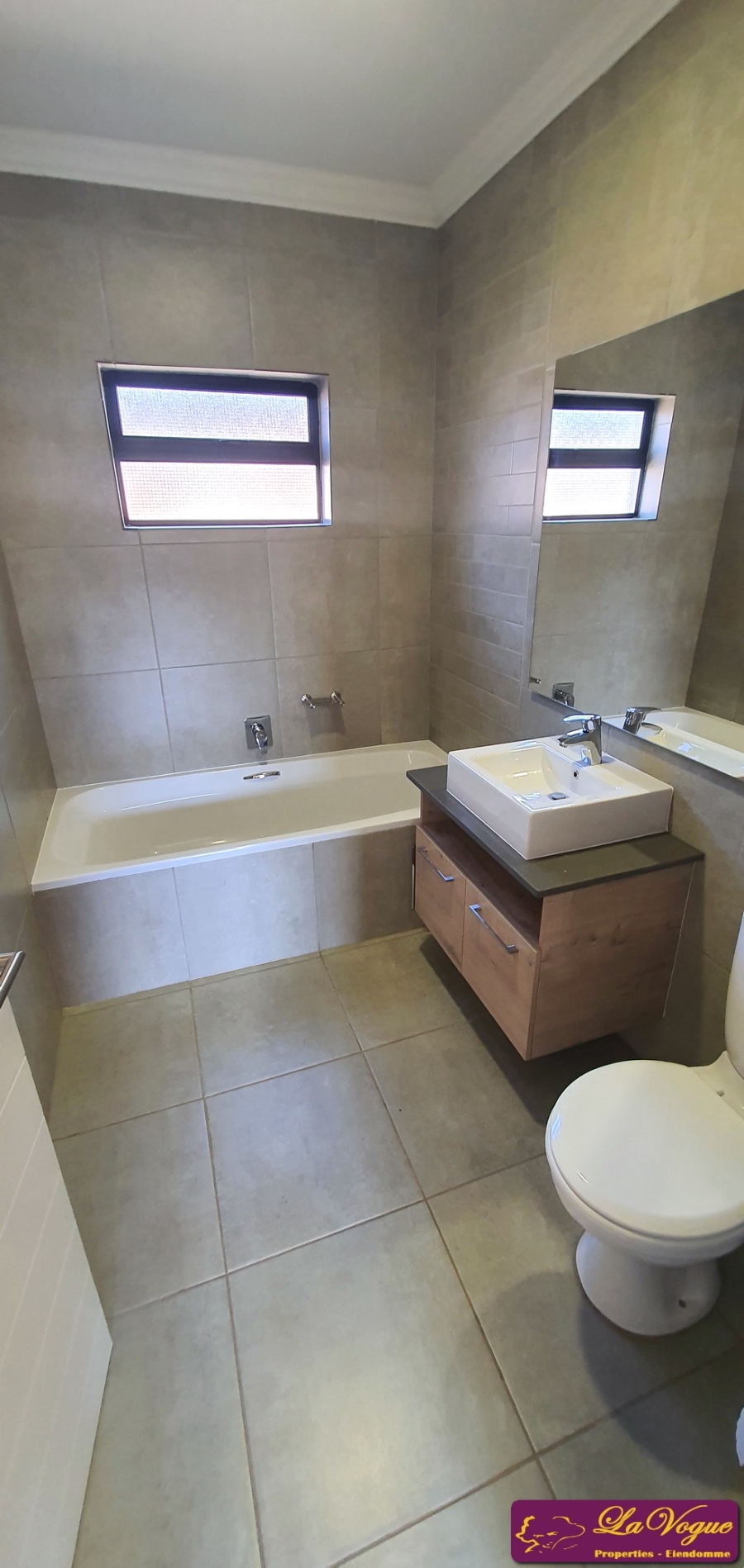 To Let 2 Bedroom Property for Rent in Six Fountains Residential Estate Gauteng