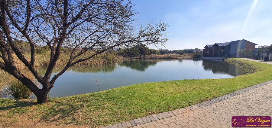 To Let 2 Bedroom Property for Rent in Six Fountains Residential Estate Gauteng