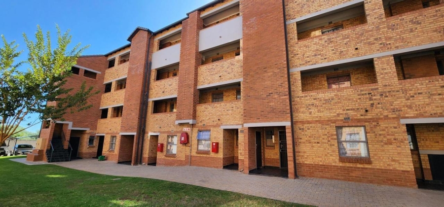 3 Bedroom Property for Sale in Heuweloord Gauteng