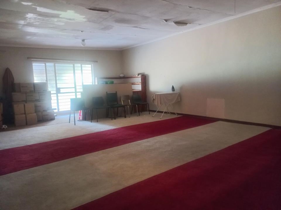 3 Bedroom Property for Sale in Laudium Ext 3 Gauteng