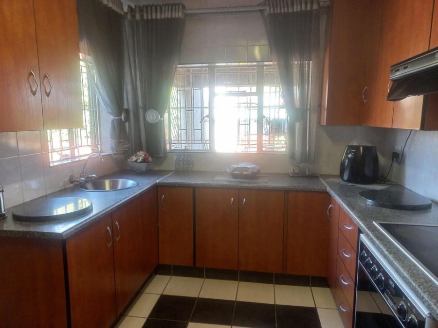 3 Bedroom Property for Sale in Laudium Ext 3 Gauteng