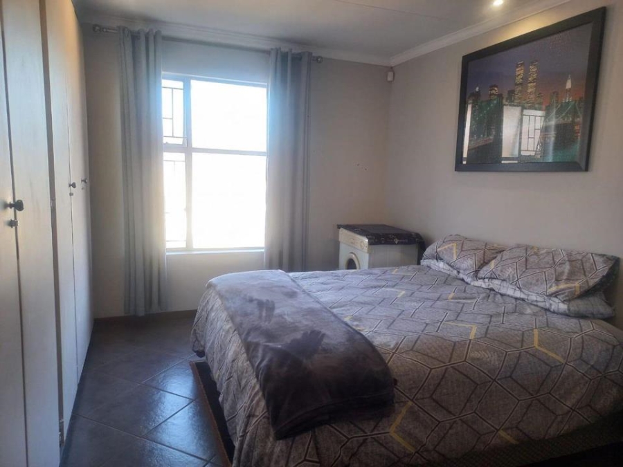 3 Bedroom Property for Sale in Heuweloord Gauteng